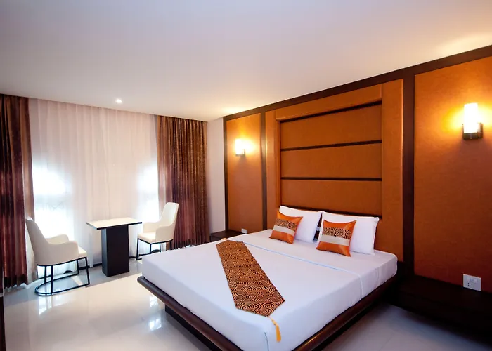 Siam Paradise Entertainment Complex Hotel Bangkok