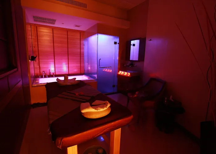Siam Paradise Entertainment Complex Hotel Bangkok