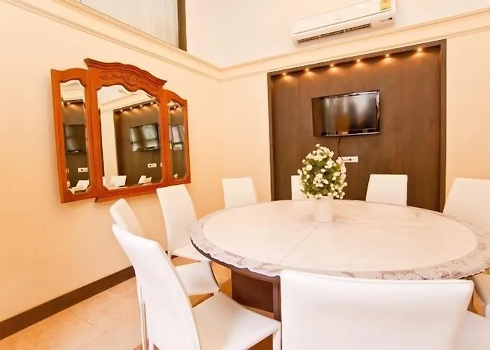 Siam Paradise Entertainment Complex Hotel Bangkok