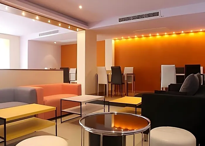 Siam Paradise Entertainment Complex Hotel