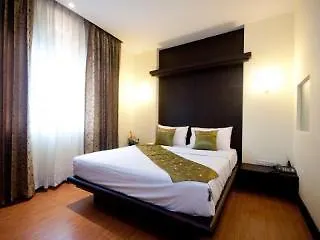 Siam Paradise Entertainment Complex Hotel